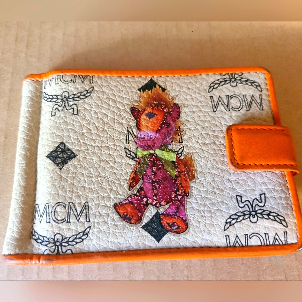 MCM BEAR WALLET RARE EUC